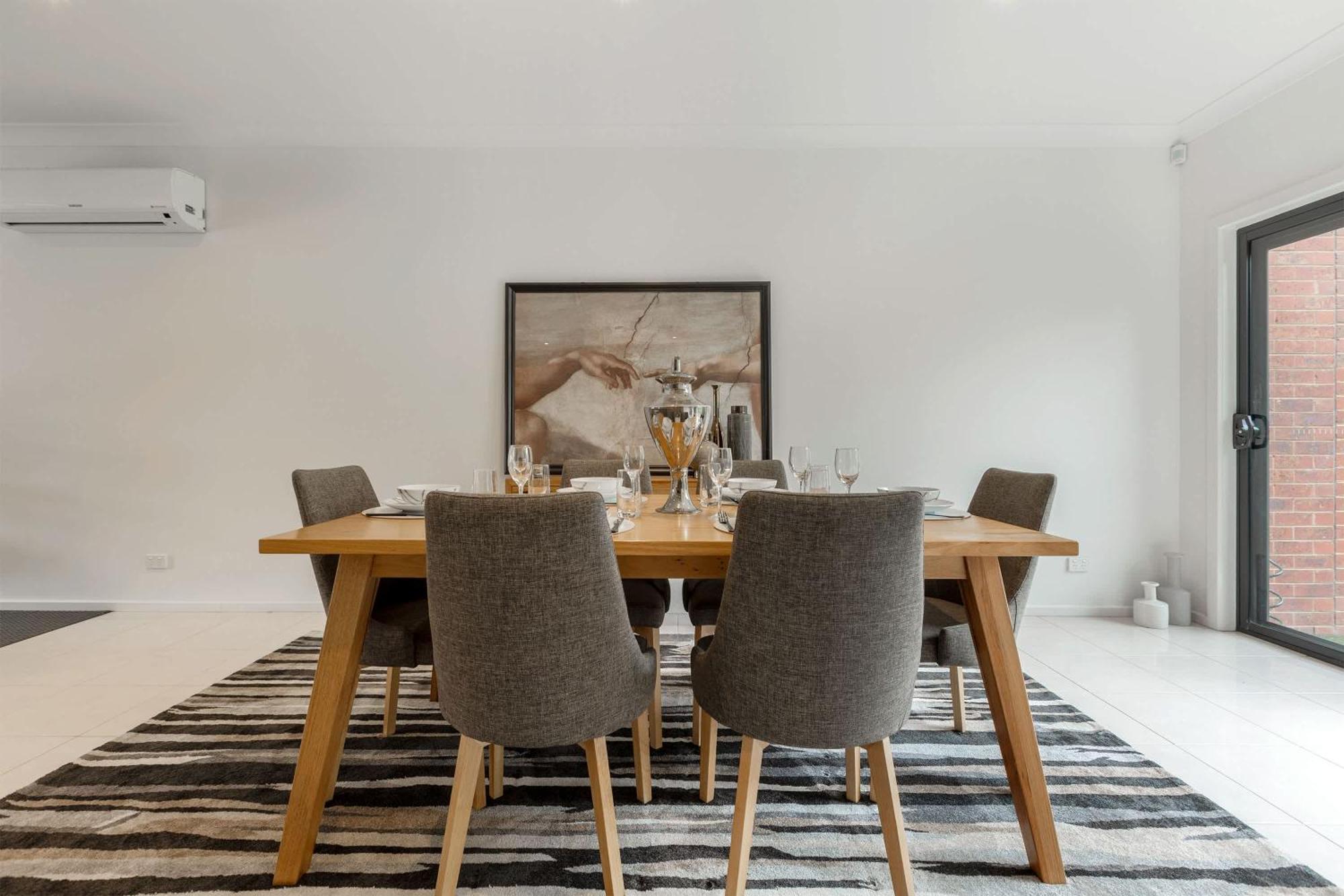 Vaquay Contempo In Flemington Holiday home *